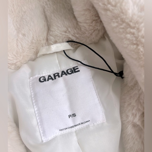 Garage Cropped Jacket - Picture 2 of 3